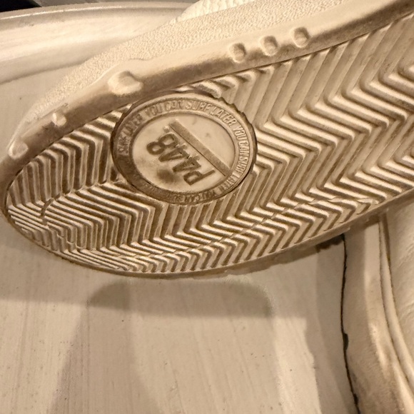 P448 White and Gray Women's Sneakers - Picture 4 of 4